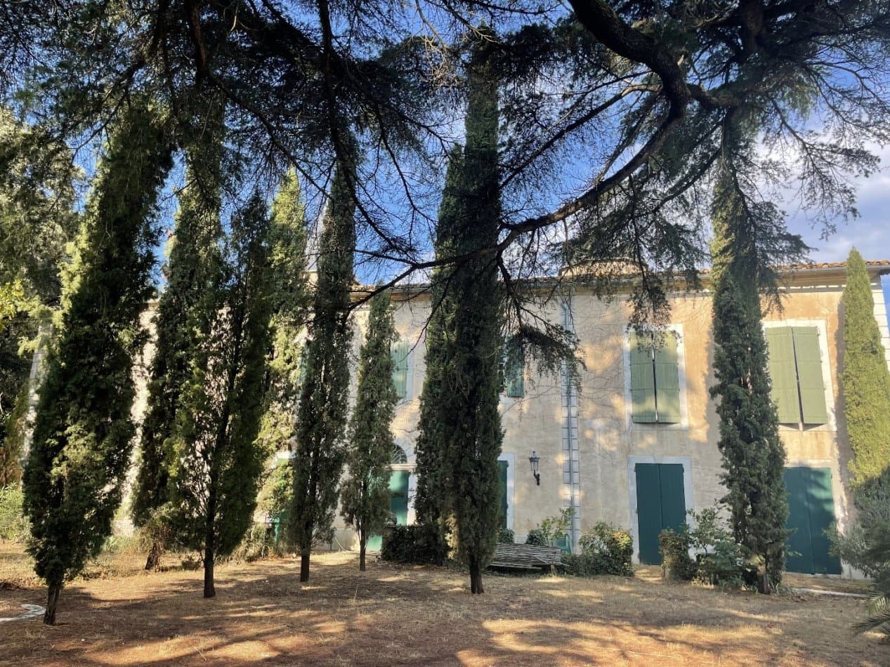 Exceptional Historic Château With Stables And Vaulted Cellar — Château for sale in France