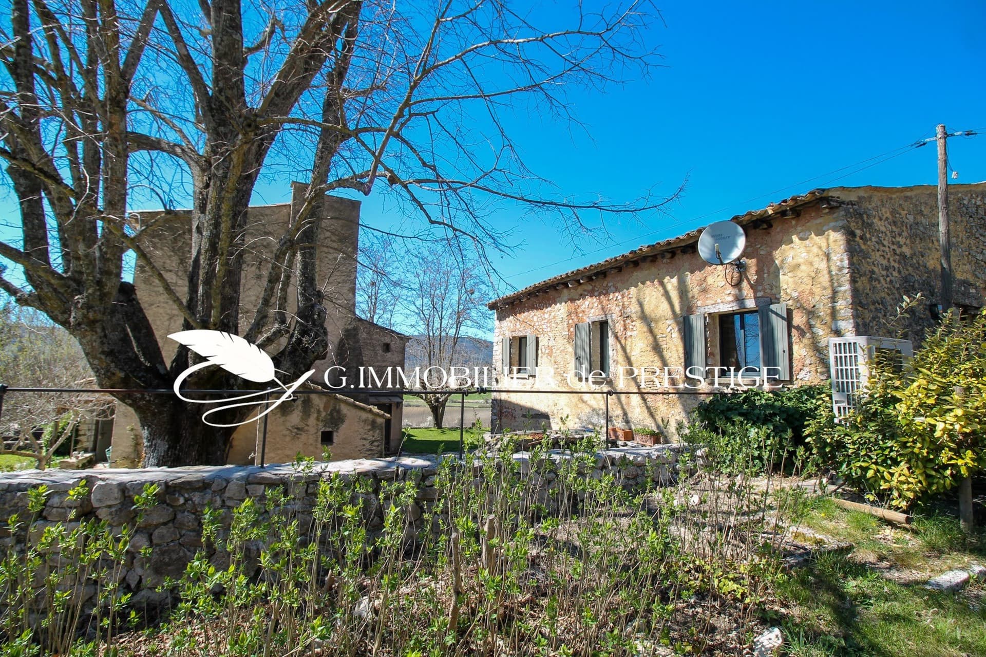 Exceptional Farmhouse in a 9 Hectare Estate with Panoramic Views 5