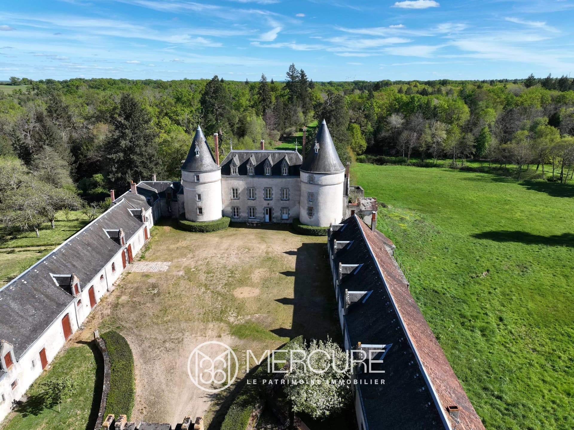 Historic 15th-16th Century Château With Expansive 108 Hectare Estate 3