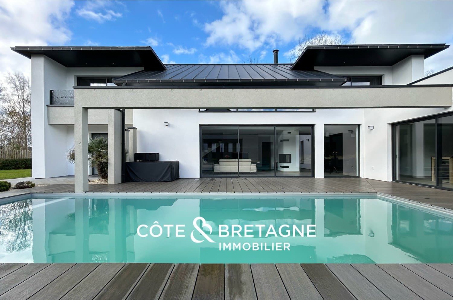 Elegant House with Heated Pool and Terrace in Pordic 2