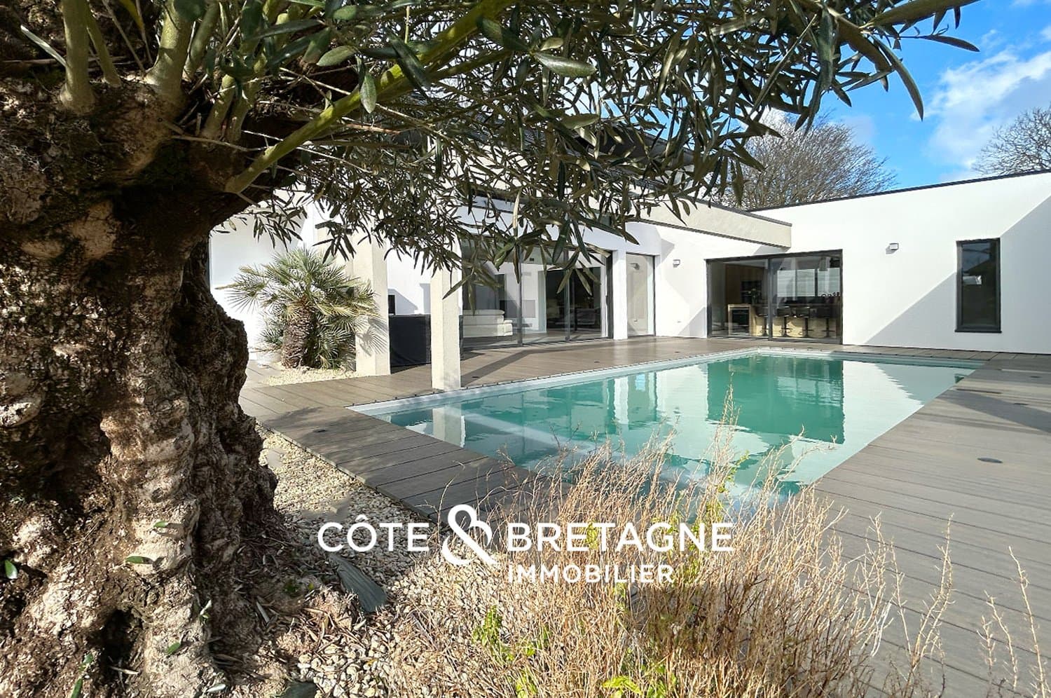 Elegant House with Heated Pool and Terrace in Pordic 3