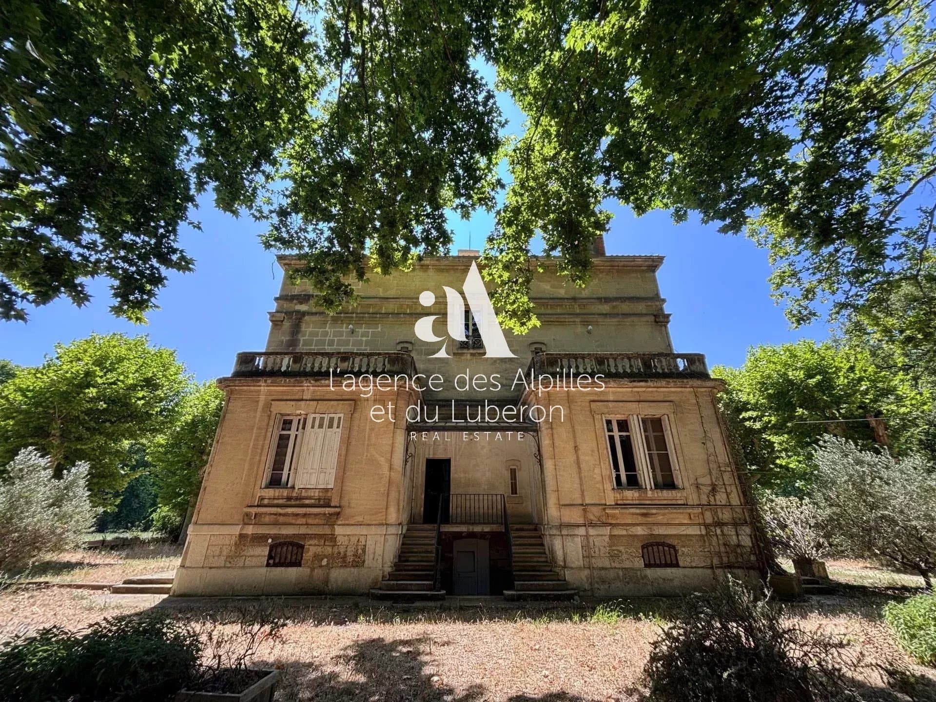 Château With 500 Sqm Living Space Built In The Late 1800s 5