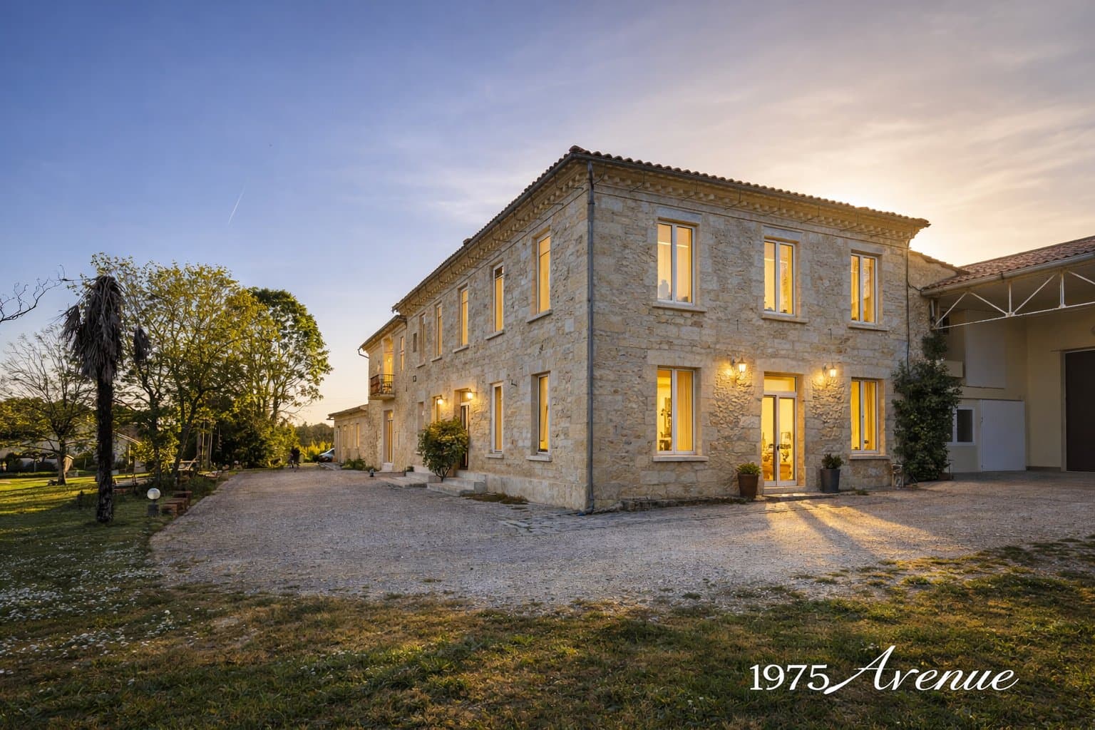 Charming Tuscan-Style Residence With 600 Sqm House And 50,000 Sqm Of Land