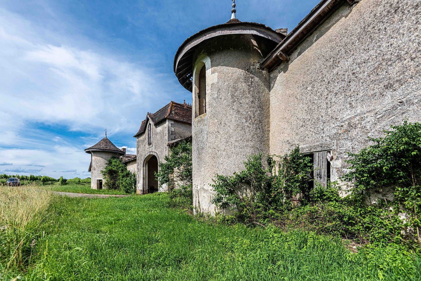 19th Century Château With Renovation Potential In The Heart Of Bordeaux Vineyards 4