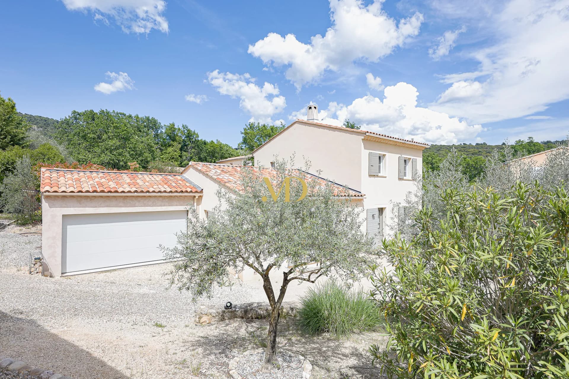 Elegant Maison With Heated Pool And Panoramic Views