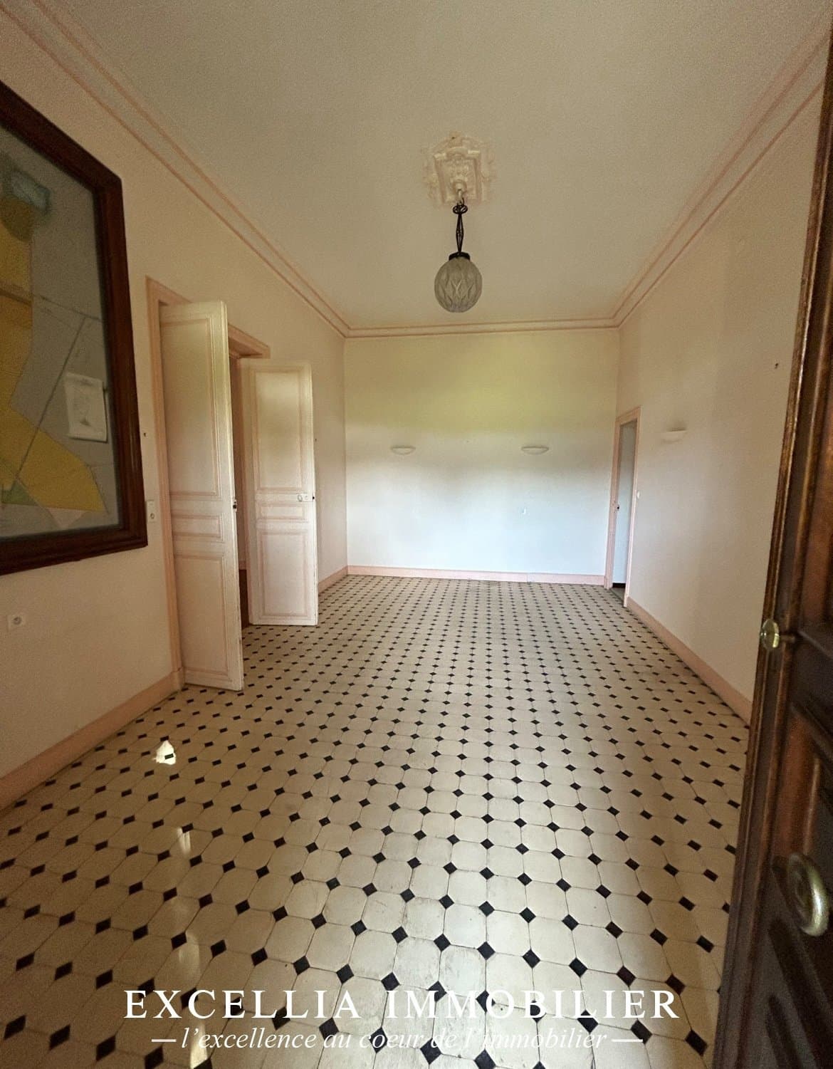 Remarkable 19th Century Castle With 510 Sqm Living Space 5