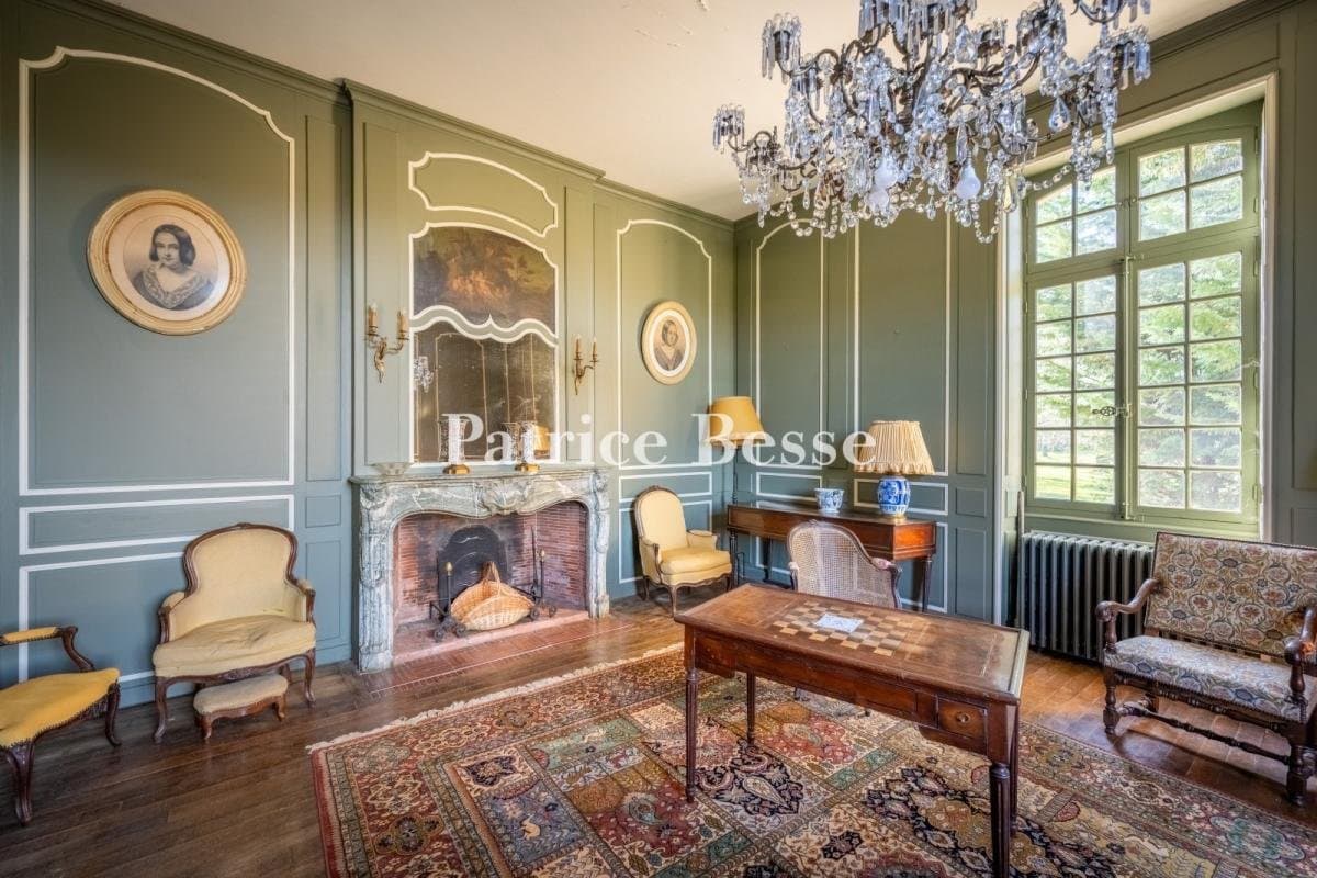 Historic 13th Century Château With Outbuildings And Panoramic Views 4