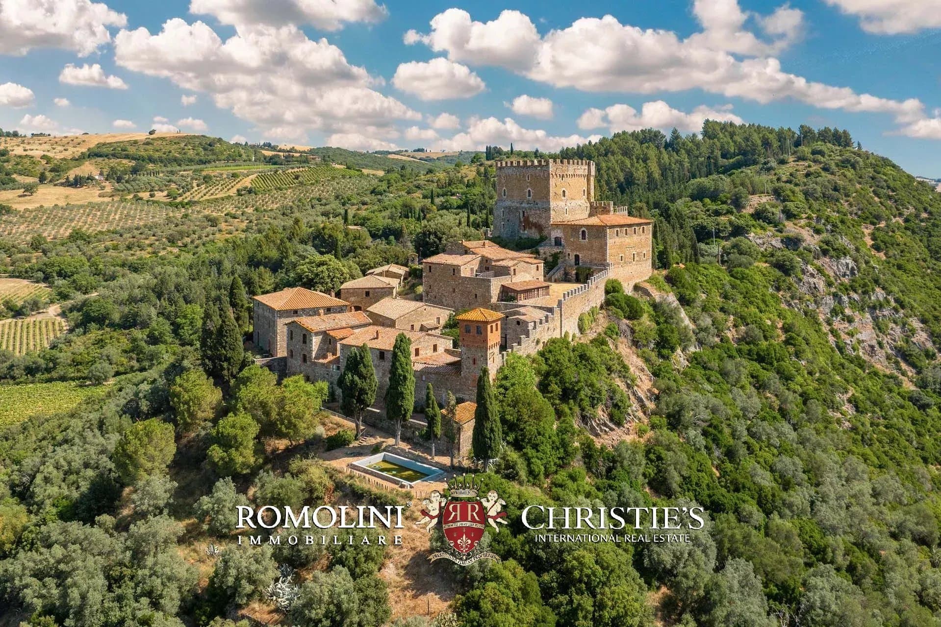 Medieval Castle With Panoramic Views And Extensive Grounds 2