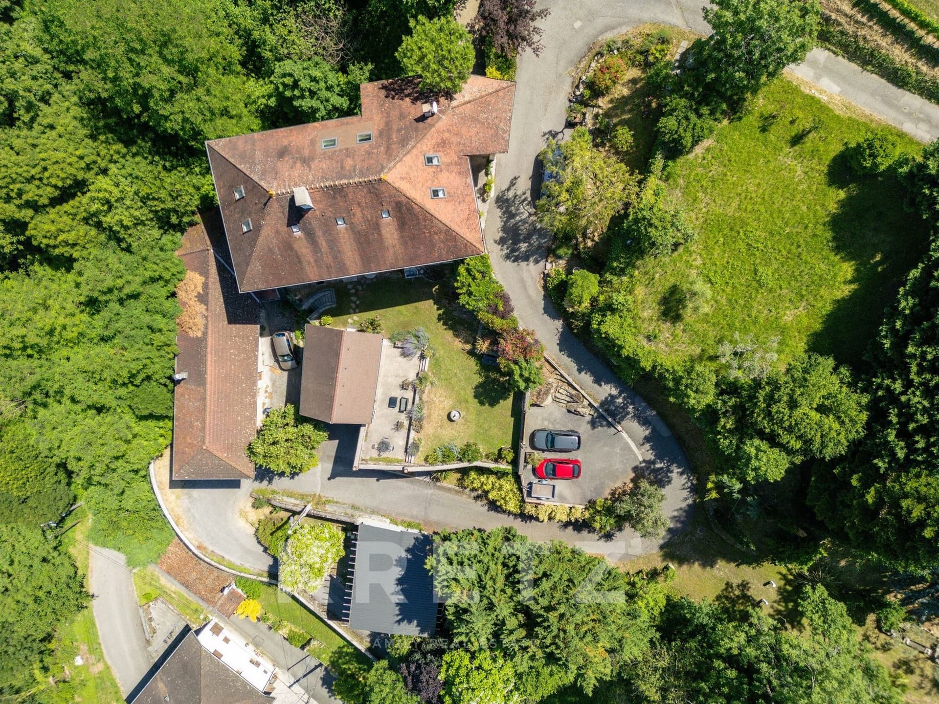 Château De La Roche 369 Sqm 3 Bedrooms 2