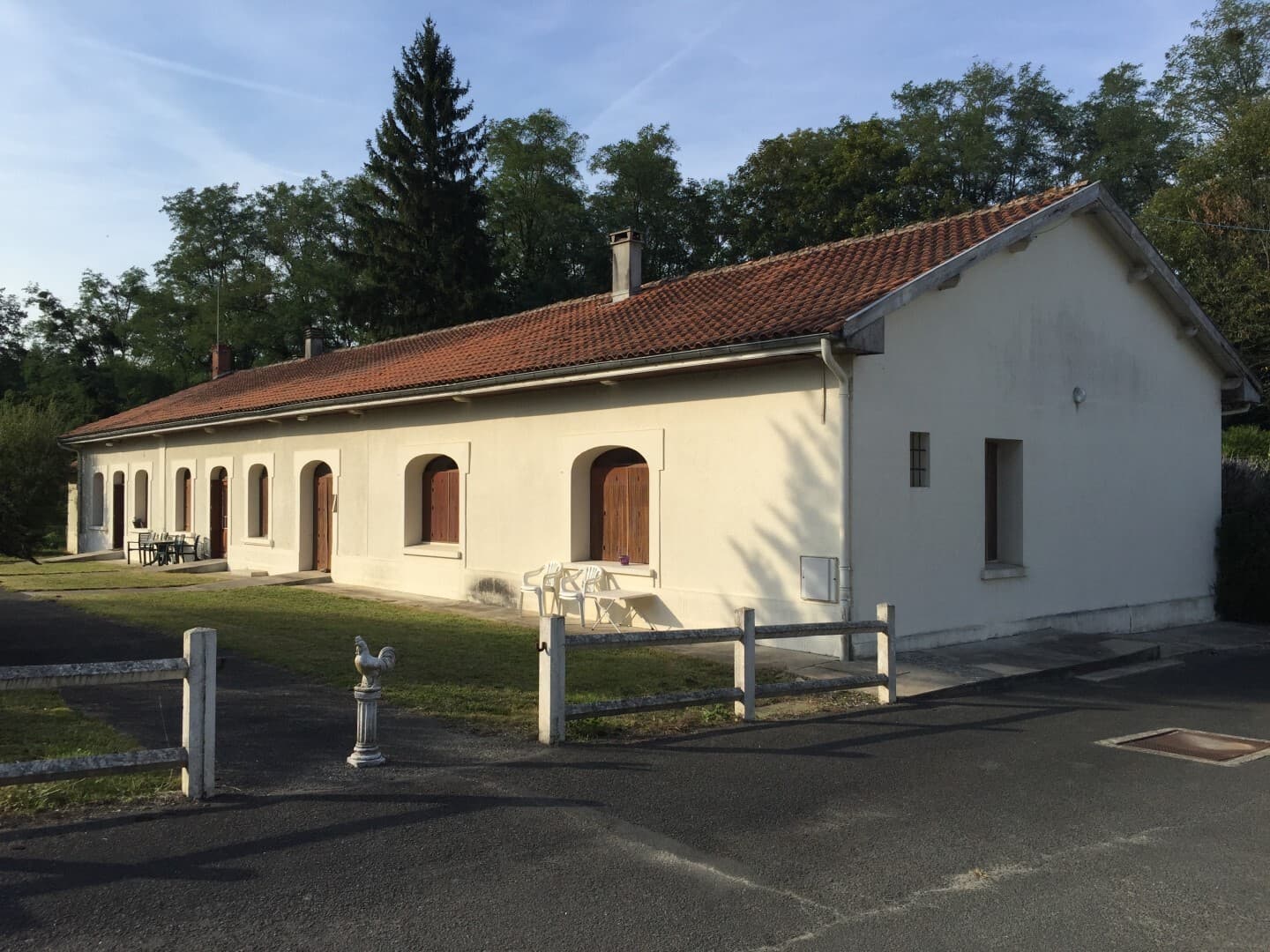 Spacious Castle with 59 Bedrooms and Cellar 4