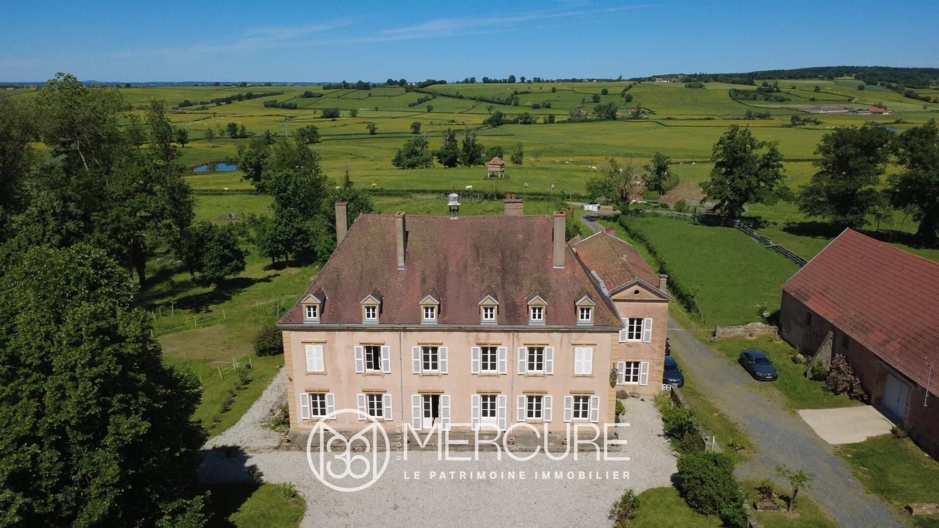 Renovated 17th-18th Century Château With Extensive Grounds 3