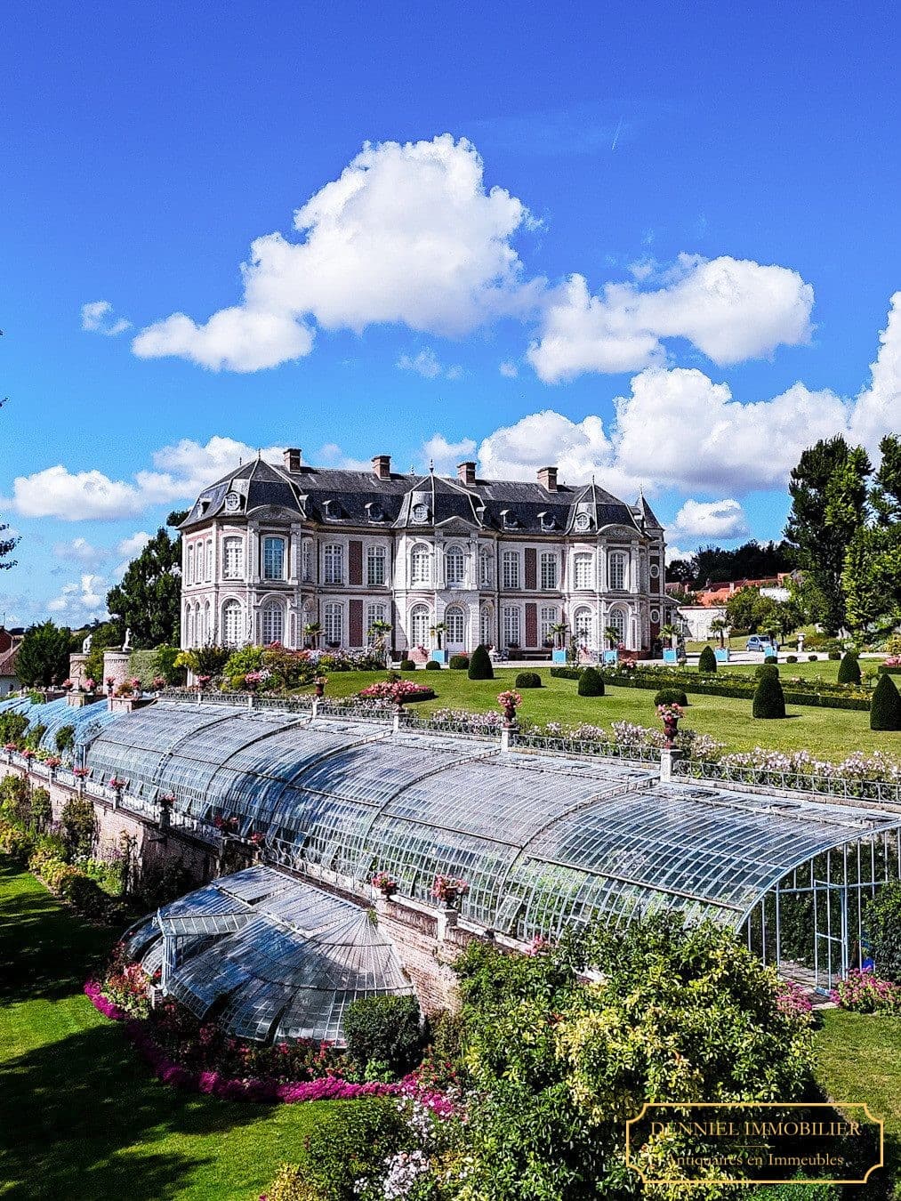 Enchanting 18th Century Château With Private Lake And Monumental Greenhouses 3