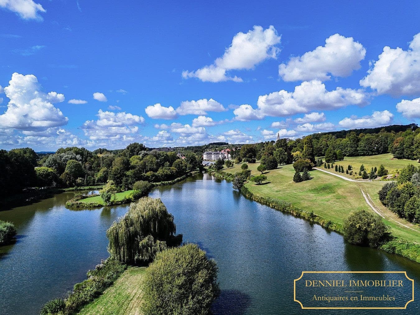 Enchanting 18th Century Château With Private Lake And Monumental Greenhouses 4