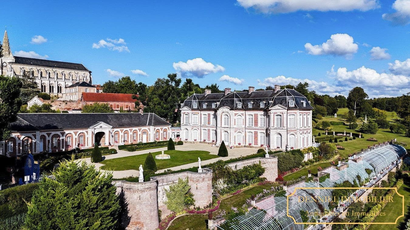 Enchanting 18th Century Château With Private Lake And Monumental Greenhouses 4