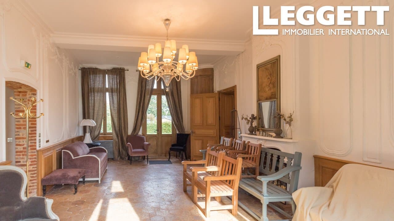 Remarkable 18th Century Manor Ideal For Luxury Events 2