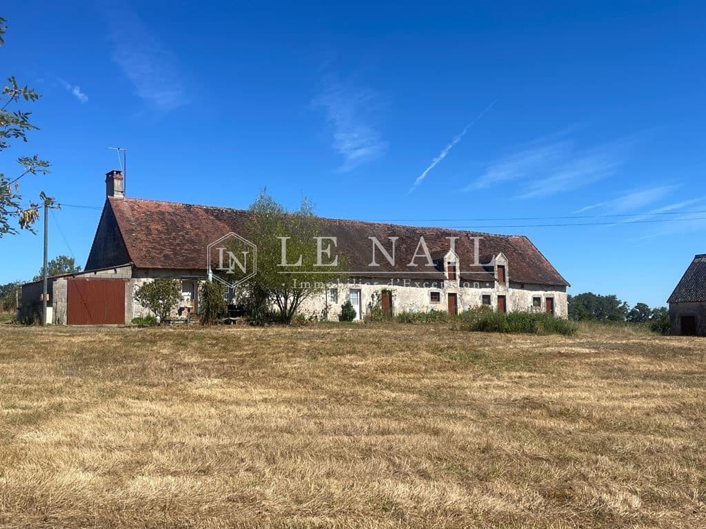 Exceptional Château with 7 Bedrooms and 266 Acres of Parkland 5