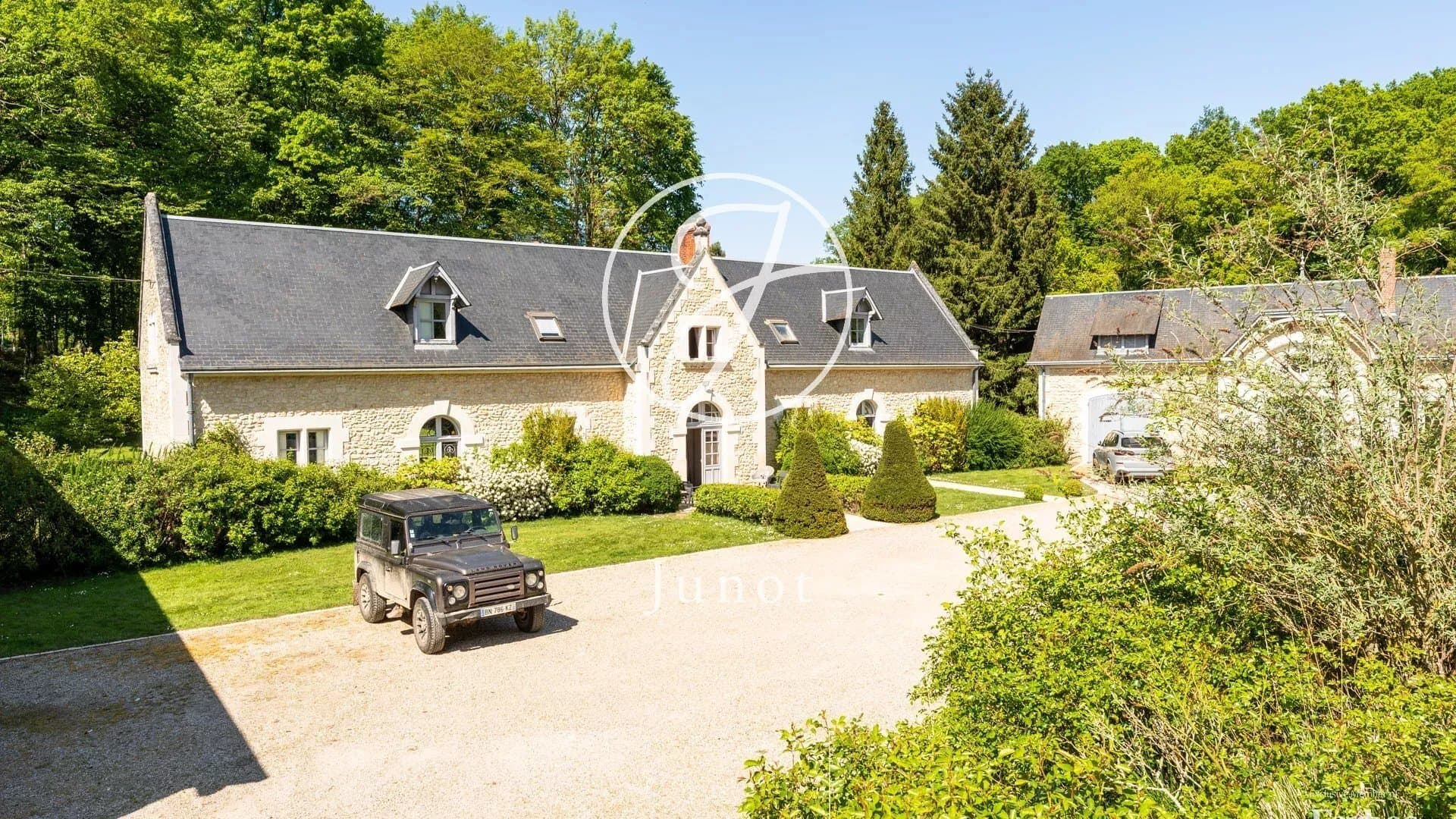 Exceptional Château With 24 Bedrooms And Luxury Amenities