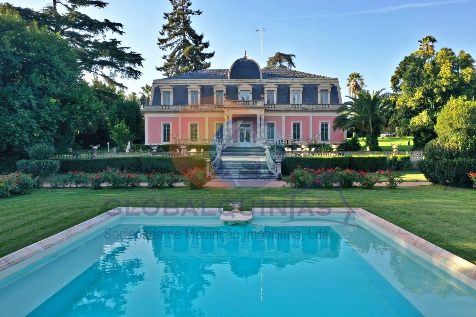 19th Century Palace With Swimming Pool And Botanical Garden 3