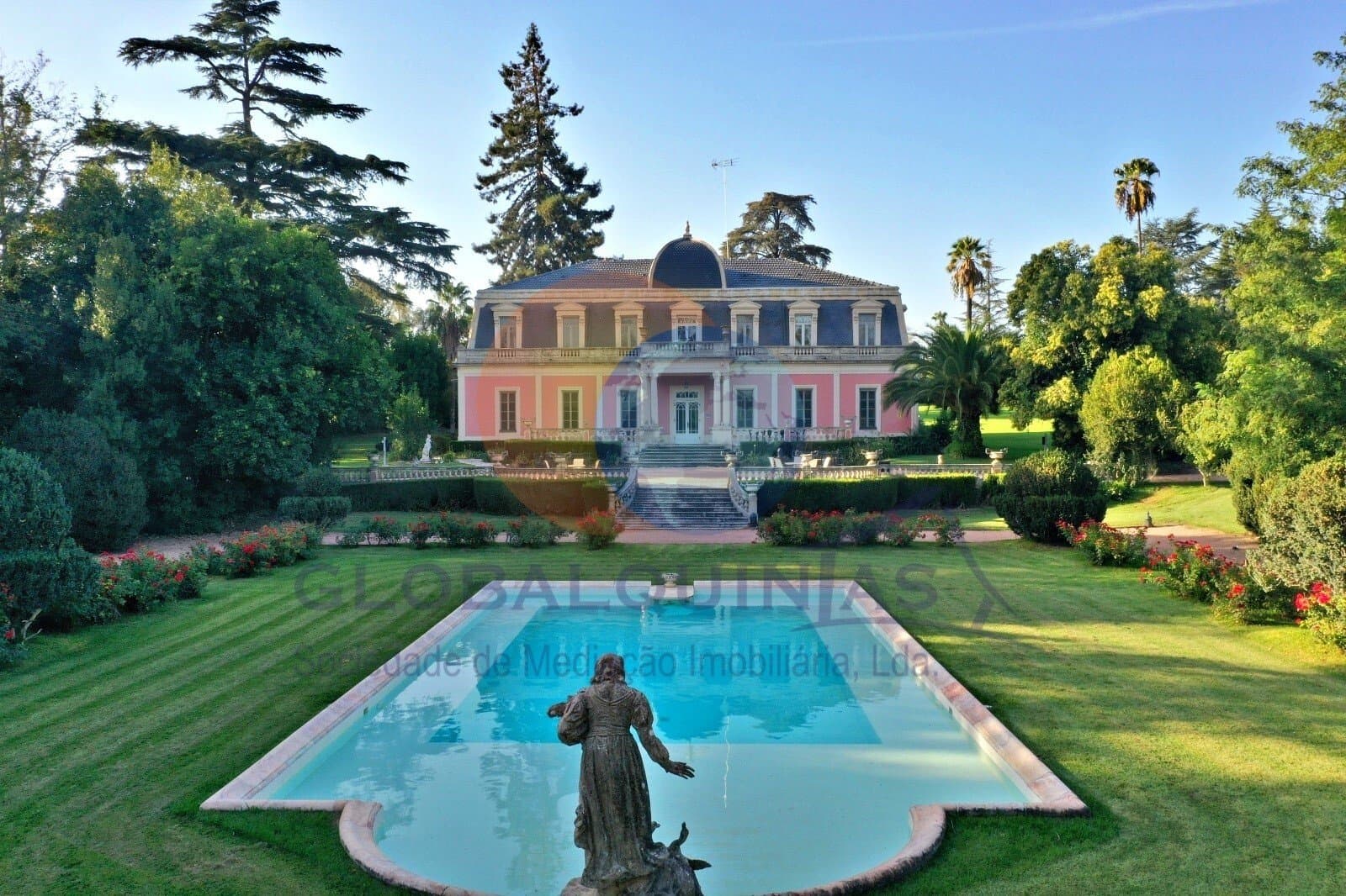 19th Century Palace With Swimming Pool And Botanical Garden 4