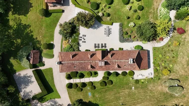 Luxurious 7-Bedroom Castle on Expansive Estate 4