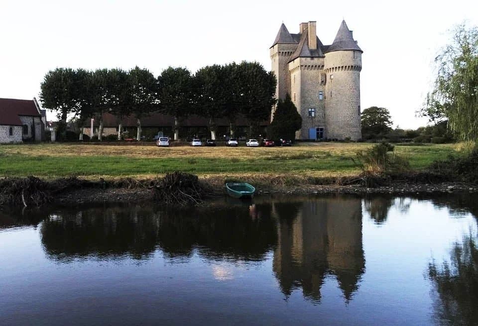 Imposing 14-Bedroom Château With Indoor Pool And Helicopter Landing Pad 5