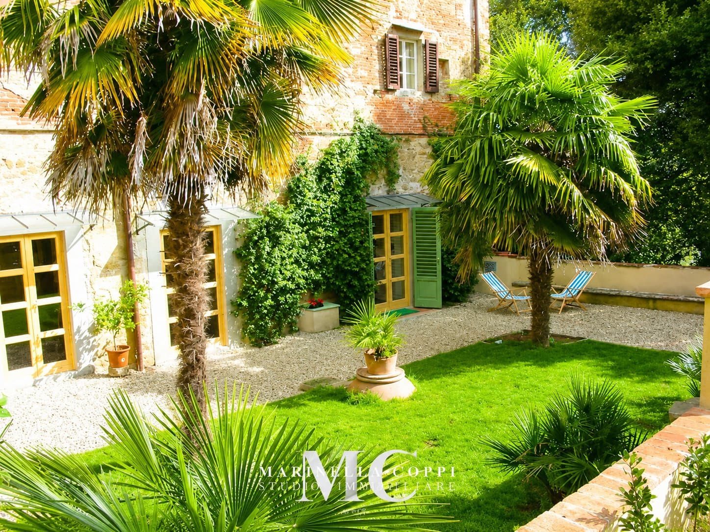 Historic Castle in Tuscany with 4 Hectares of Land 3