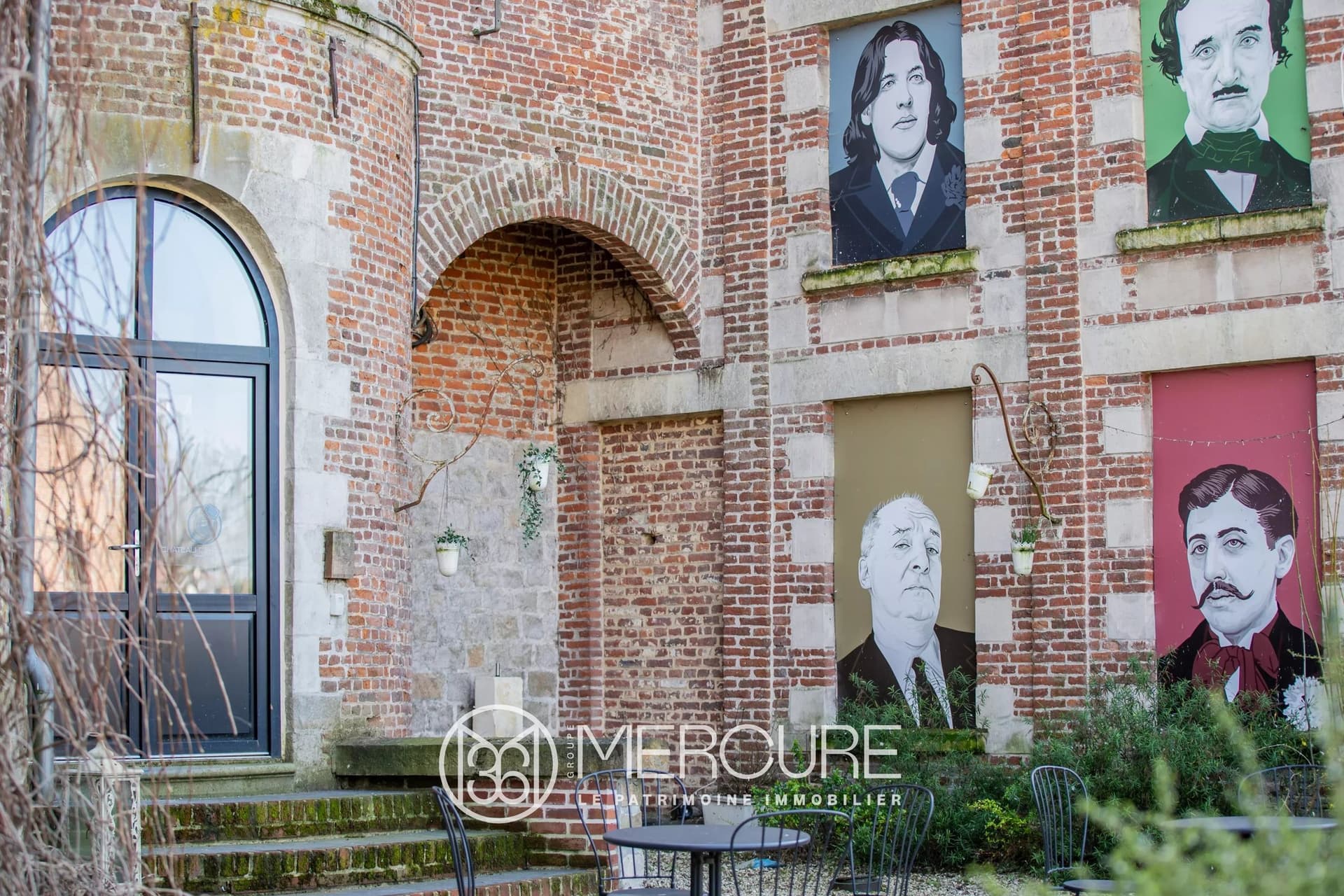 Historic Château With 5 Bedrooms And 400 Sqm Living Space 5