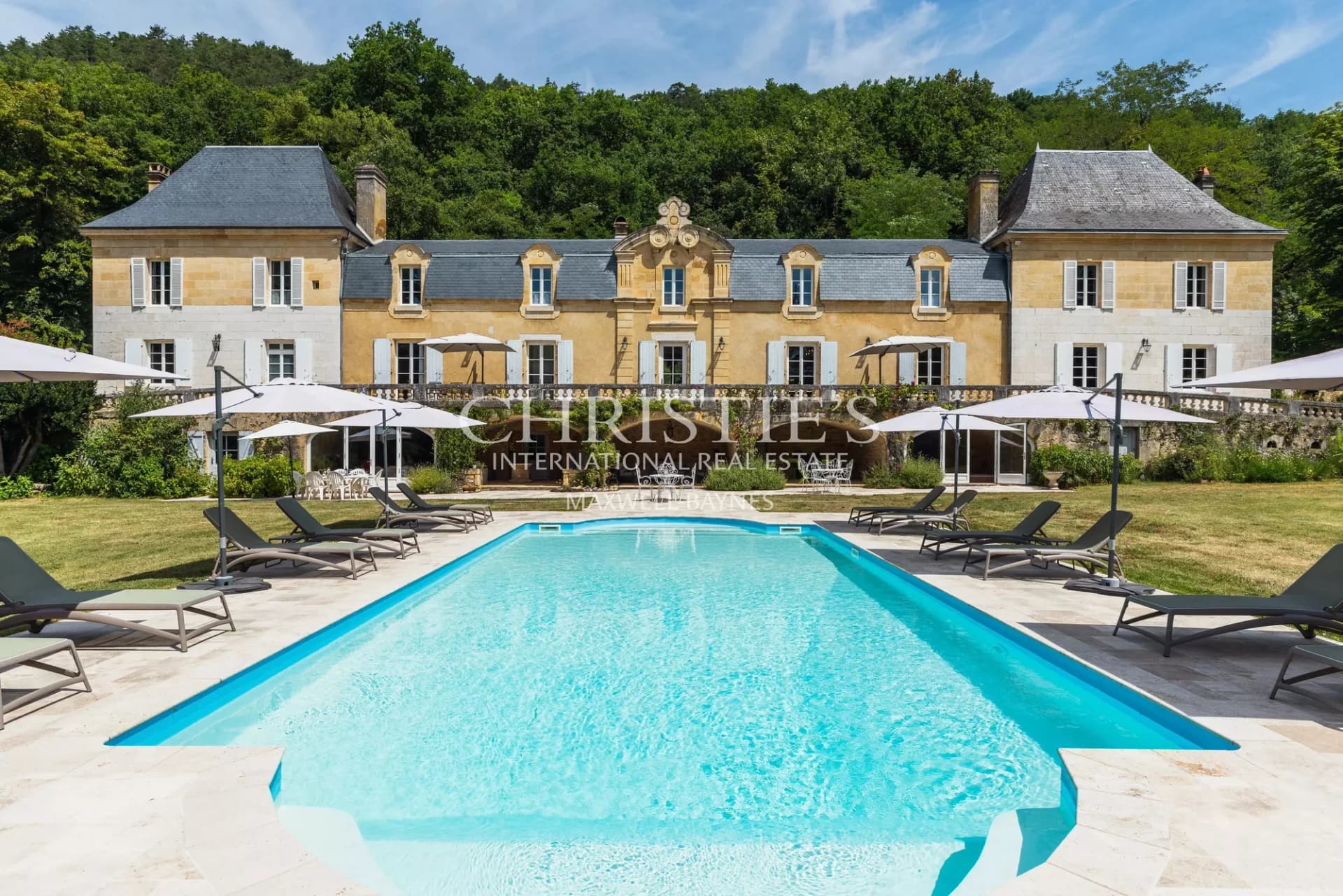 Exceptional Château With Established Luxury B&B Business And Event Potential
