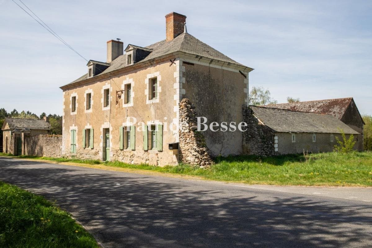 19th Century Château Set Within A 320 Hectare Estate 5
