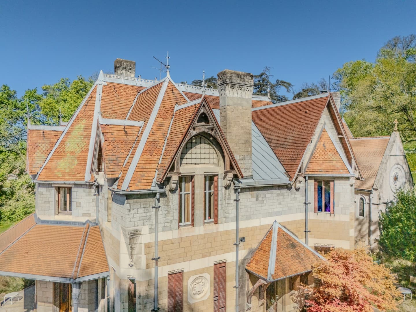 Elegant 19th Century Château With Park And Open Views 4