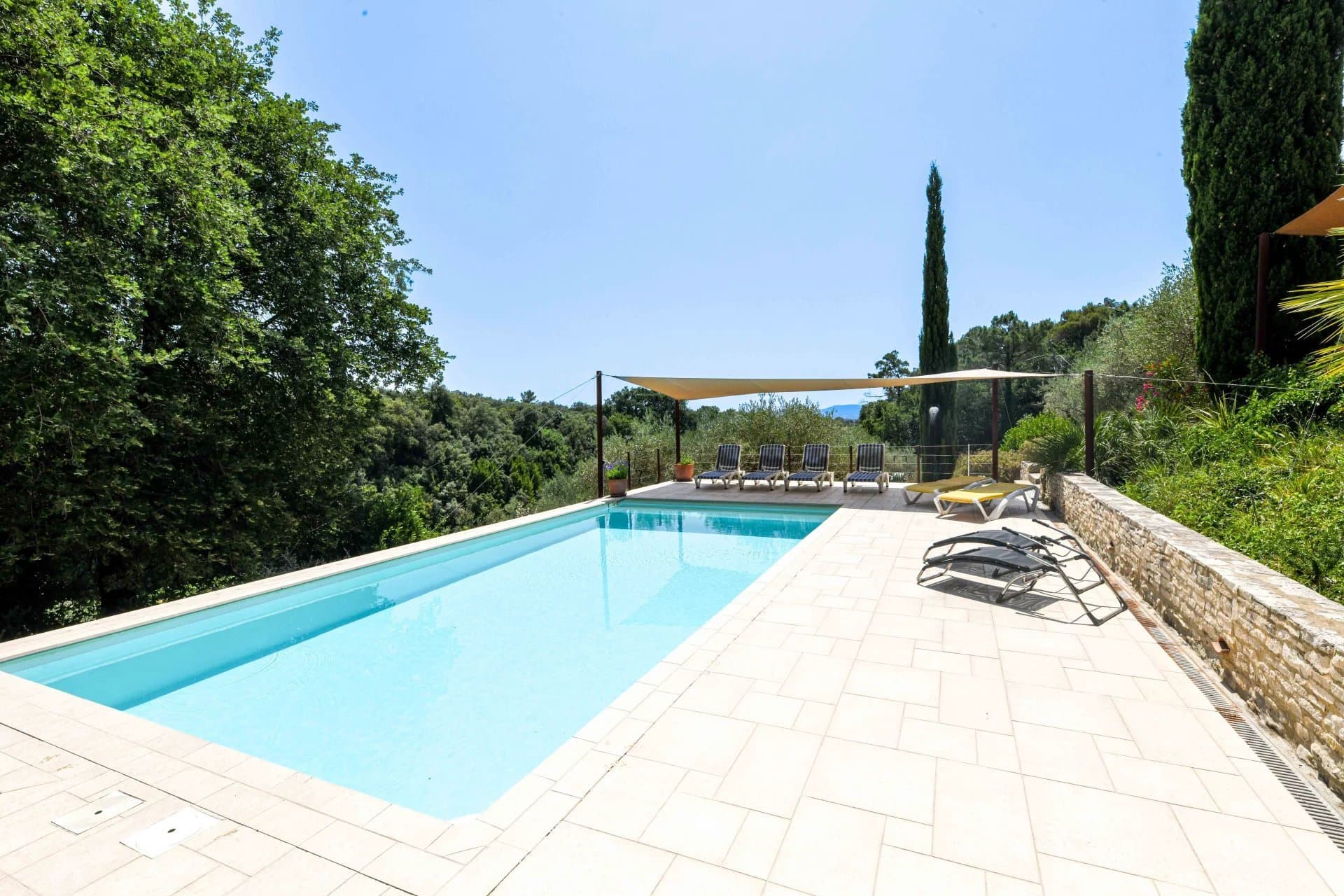 Charming Estate With Two Residences And Vineyard