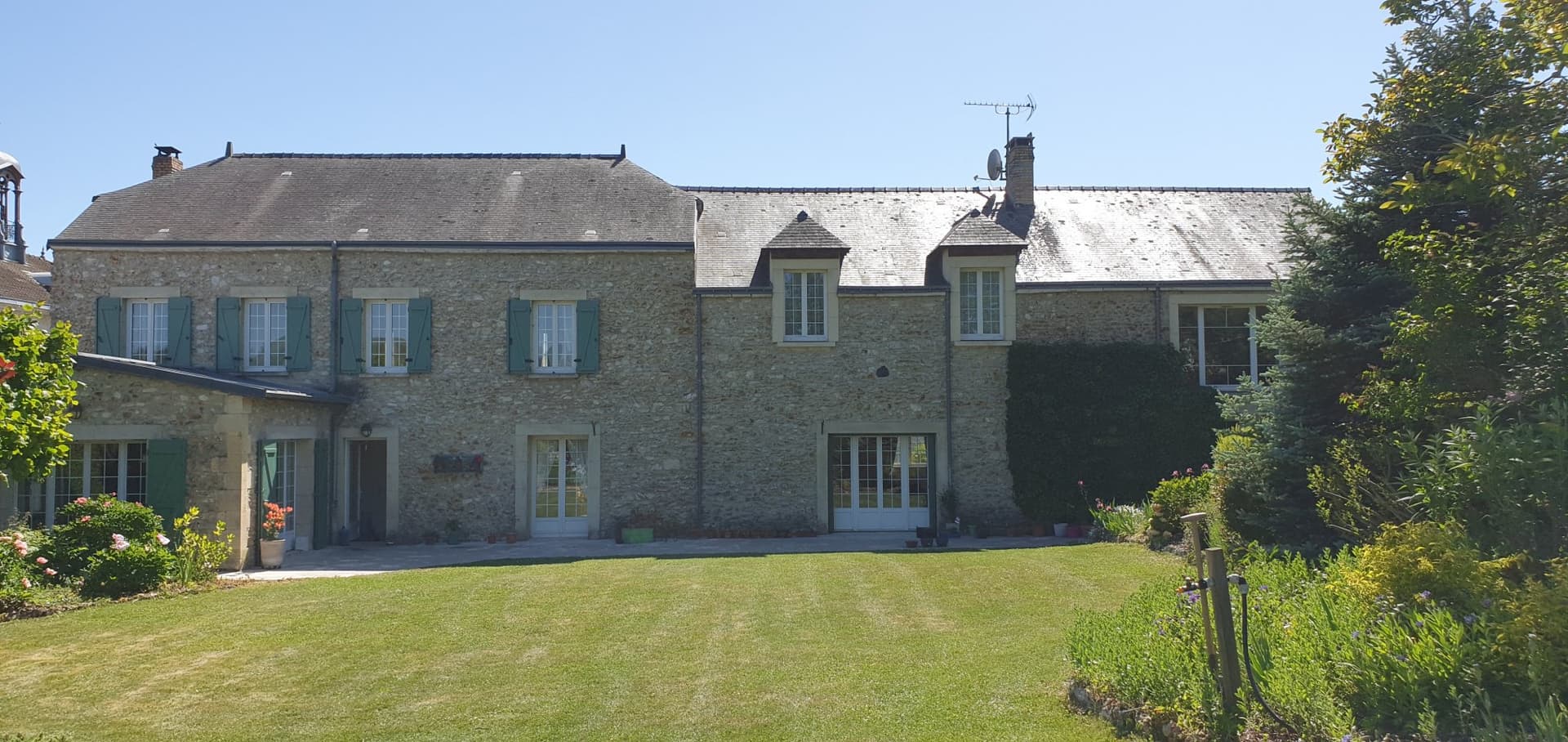 Bourgeois House With Gite And Beautiful Park 3