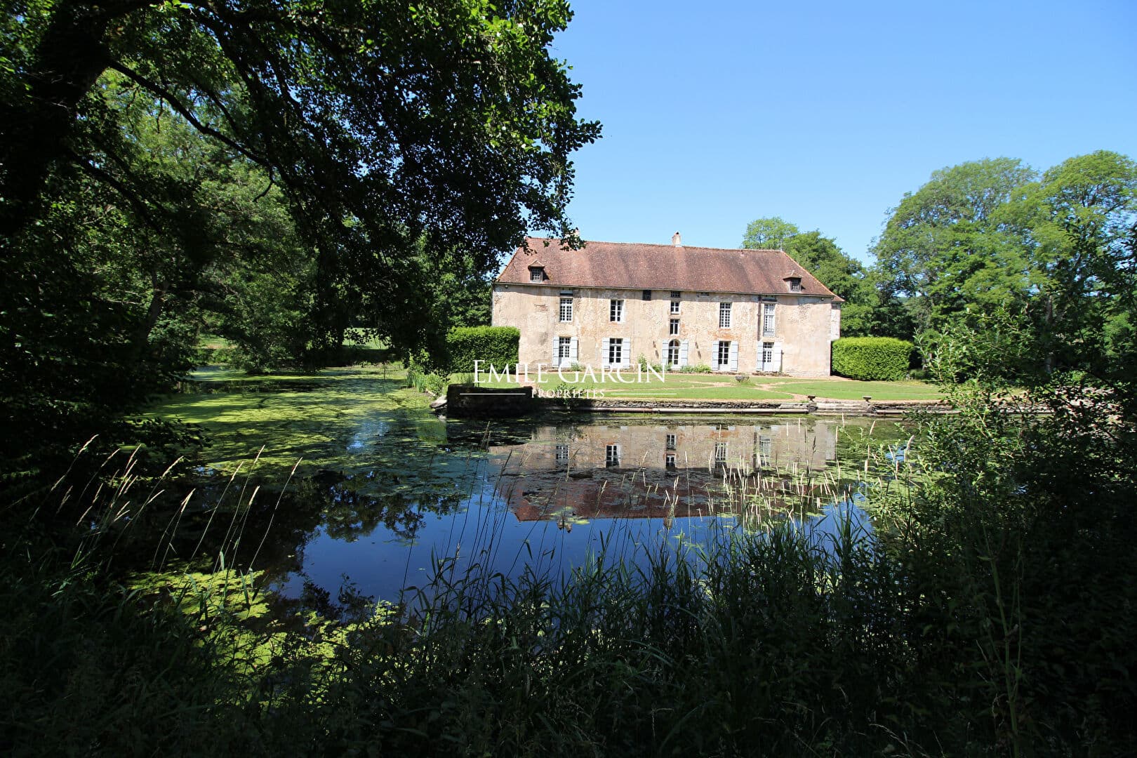Spacious Castle With 8 Bedrooms 5