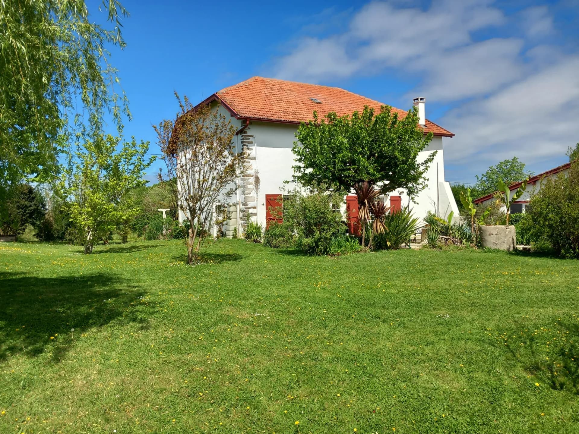 Charming 16th Century House With Two Separate Units And Views Of The Pyrenees 2