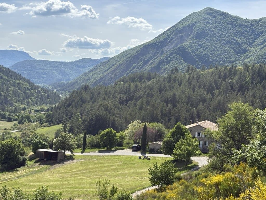 Property With Gîtes And Swimming Pool On 11 Hectares 3
