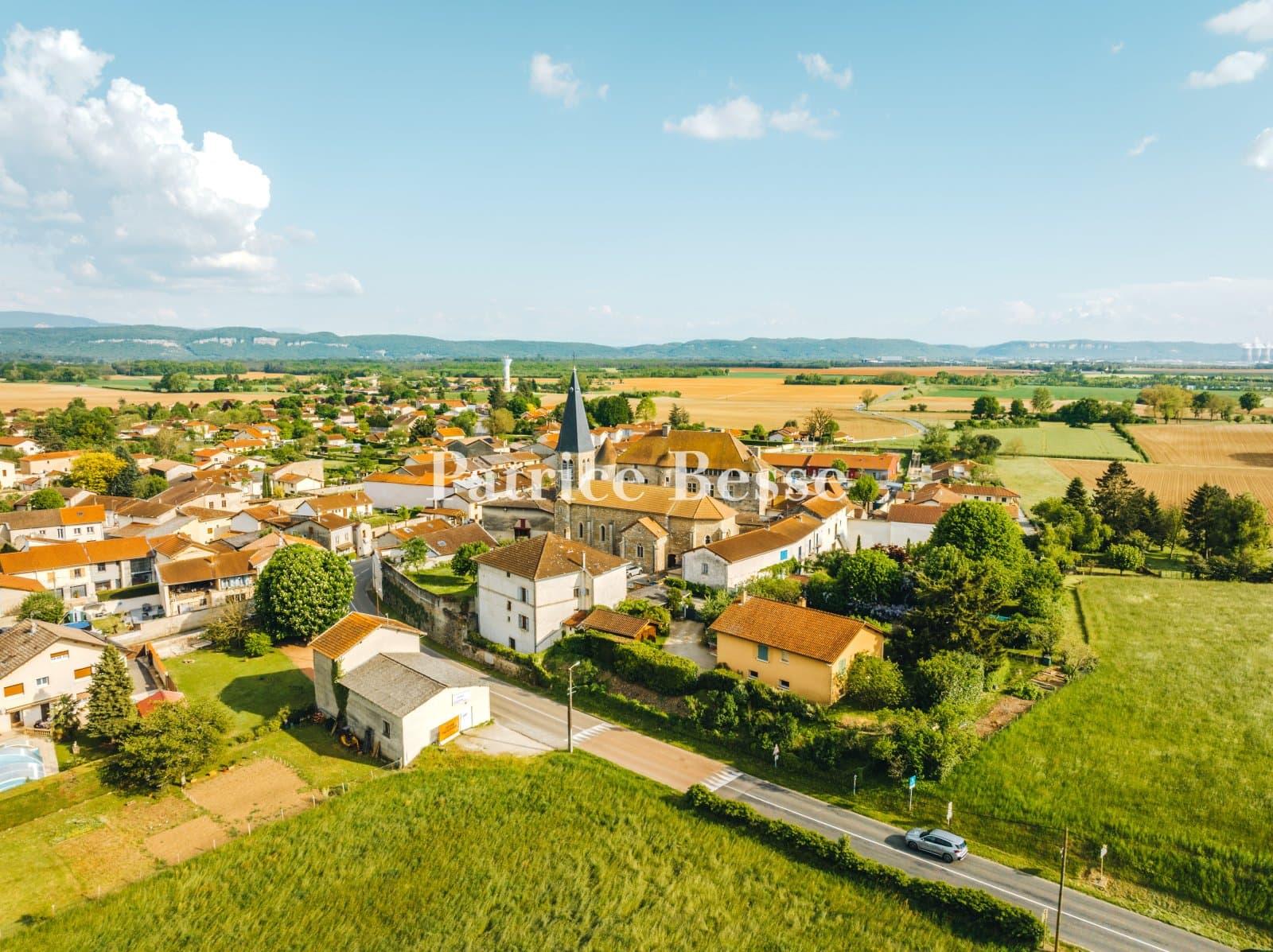 Renaissance Château Hotel with Enclosed Parkland in Lyon Countryside 4