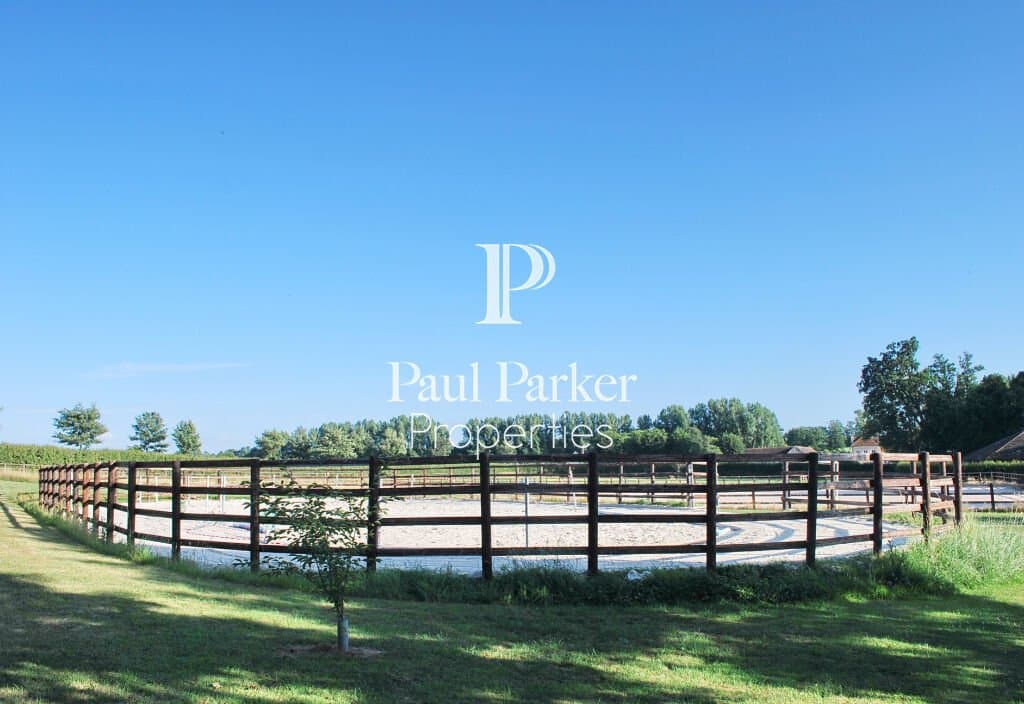Stunning Equestrian Estate with Manor House and Holiday Cottages 5