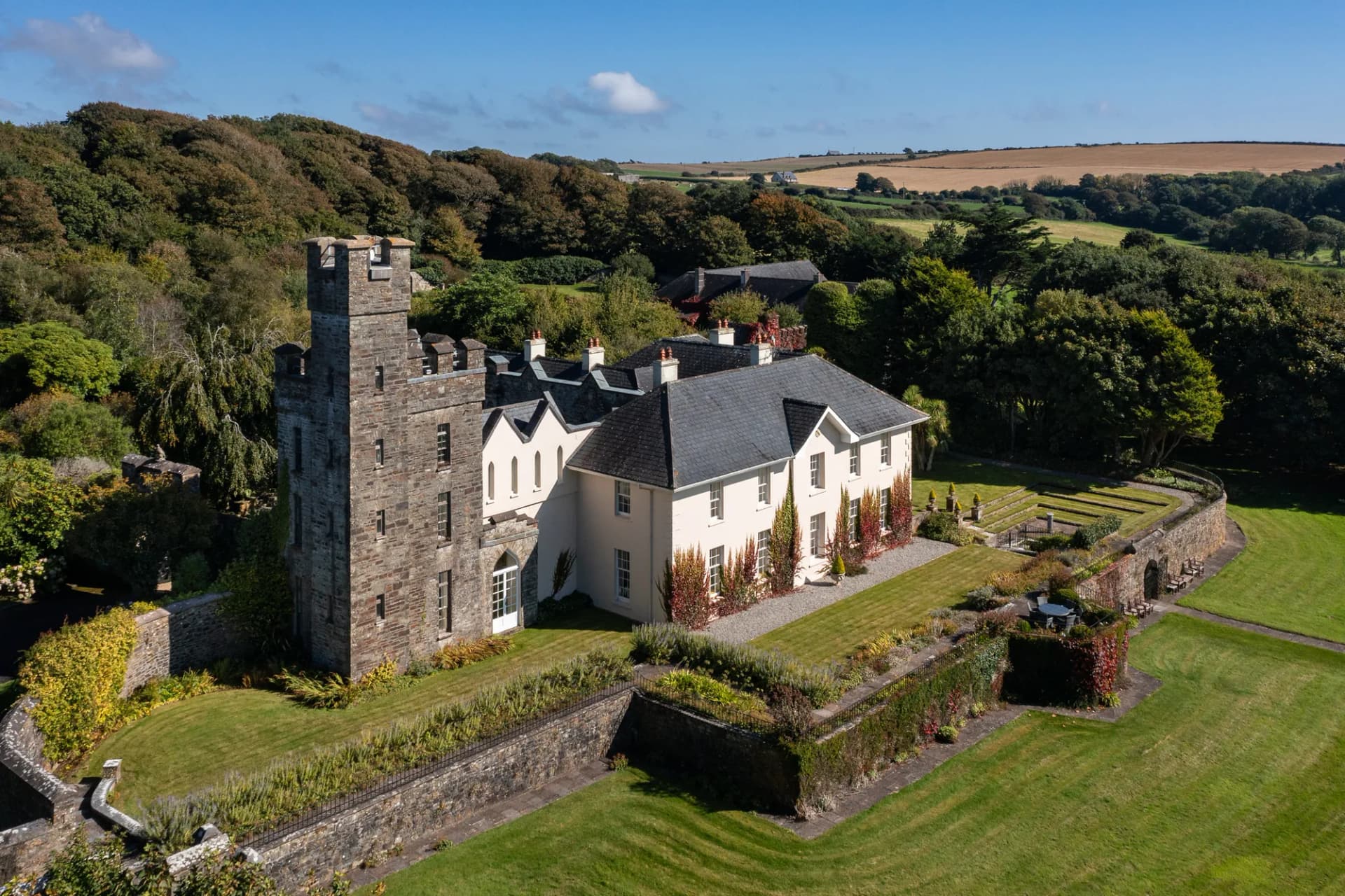 Enchanting 18th Century Castle with Stunning Sea Views 5