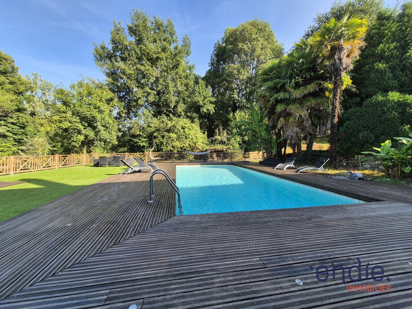 Historic Castle With 12 Bedrooms And Swimming Pool 3