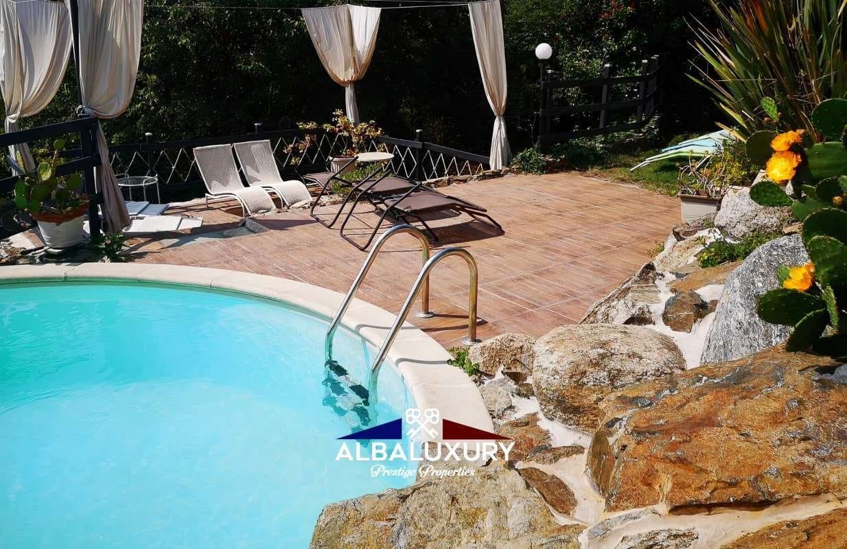 Magnificent 17th Century Castle with Panoramic Views and Extensive Grounds 3
