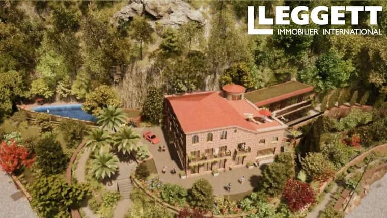 Historic Property With Sea Views In Théoule-sur-Mer 3