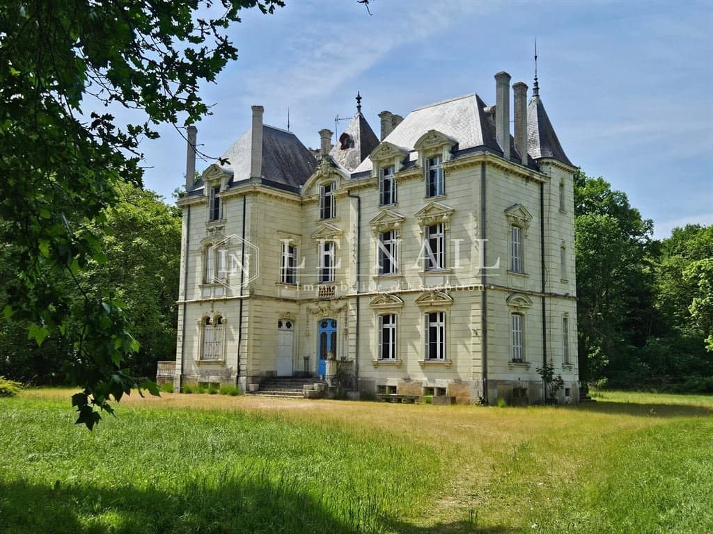 19th C. Chateau With Guest Lodges And Outbuildings On A 35 Acre Estate In Anjou