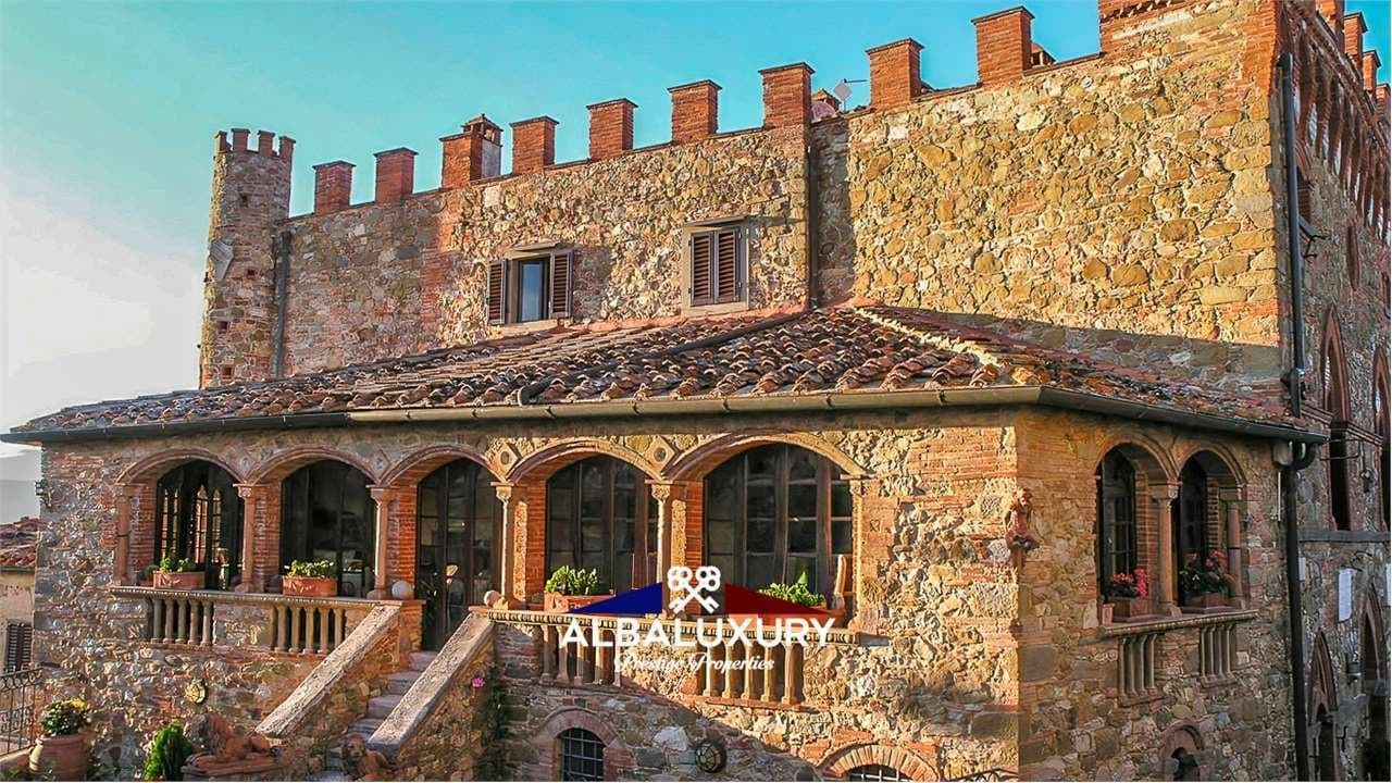 Luxury 12th Century Castle With Garden And Swimming Pool 3
