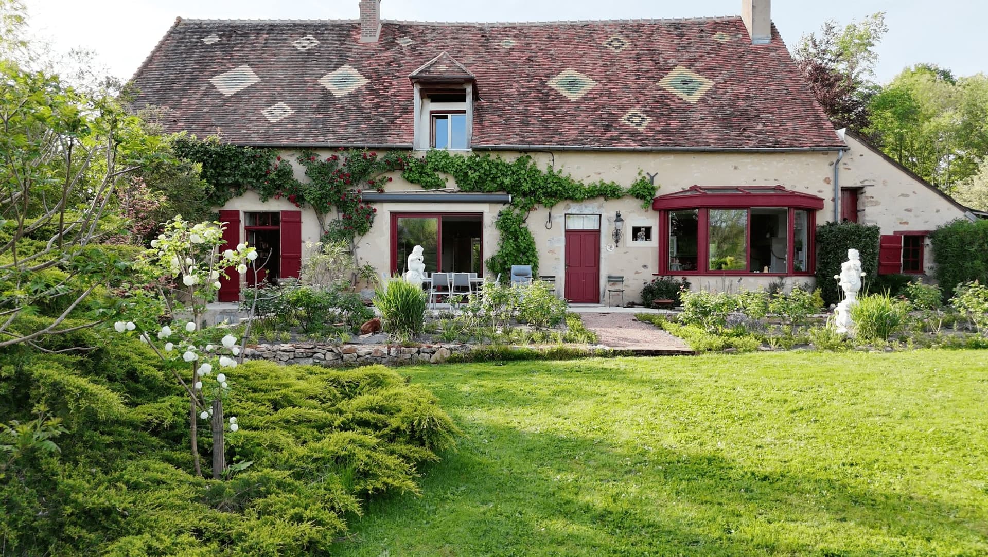 Castles for sale in Sermages