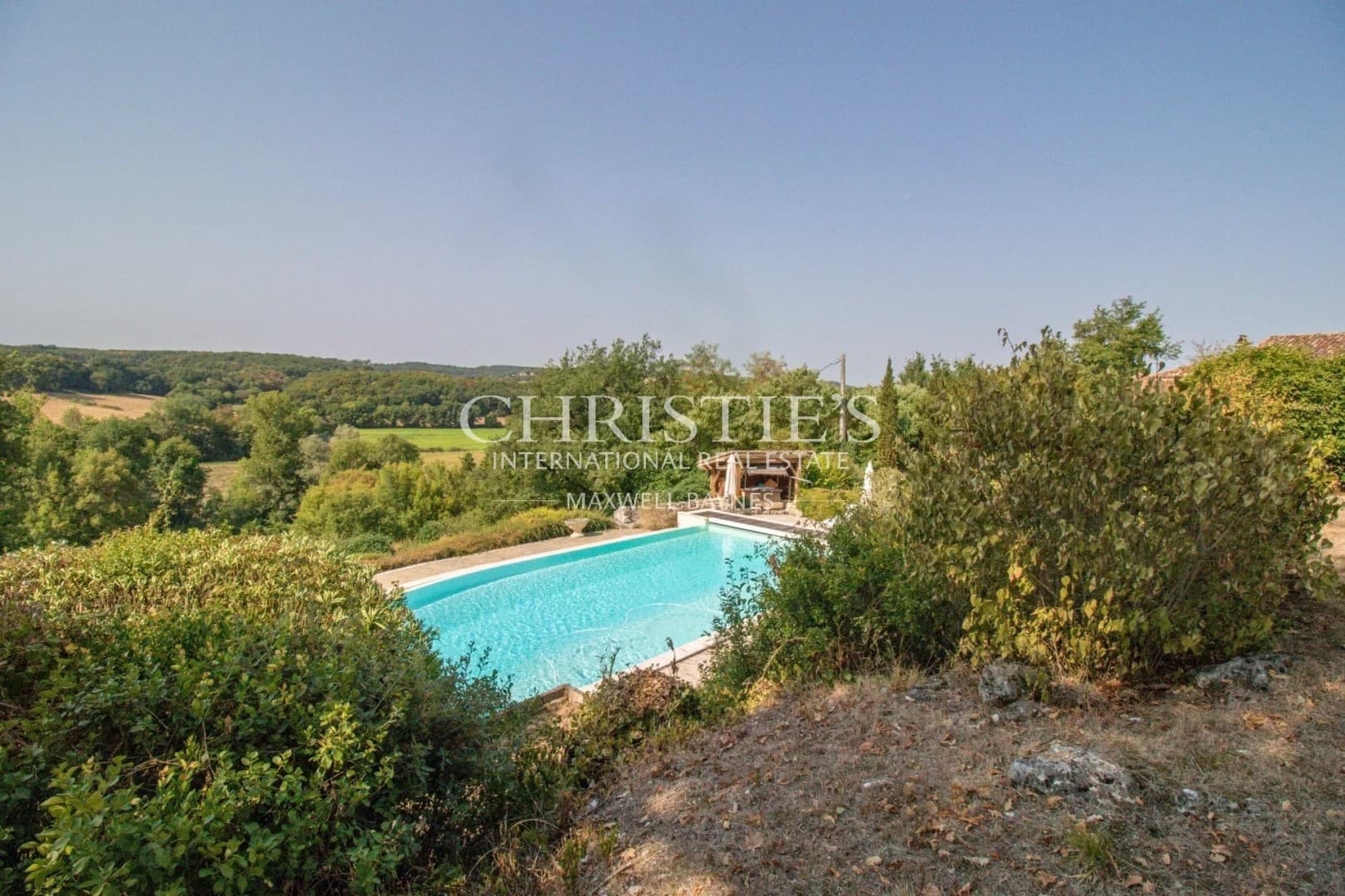 Stunning 17th Century Chartreuse With Guest Accommodation And Infinity Pool 2