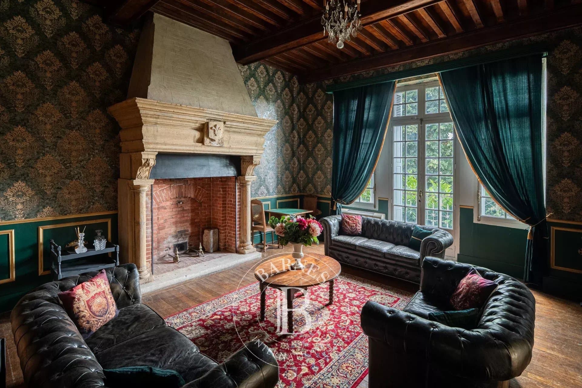 Elegant 19th Century Château Set Within A 2 Hectare Park 5
