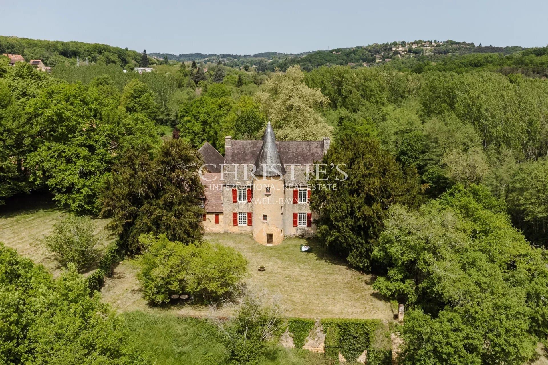 Historic Renaissance Château Near Sarlat-la-Canéda with 5 Bedrooms 4