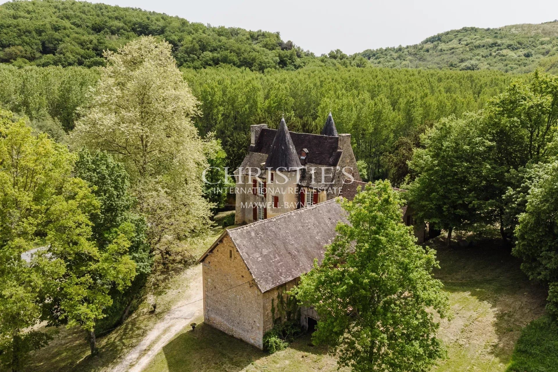 Historic Renaissance Château Near Sarlat-la-Canéda with 5 Bedrooms 5