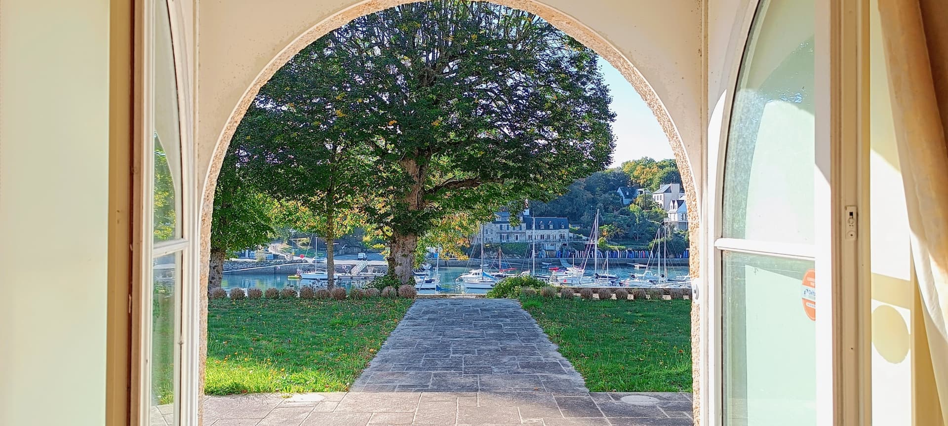 Luxurious 17th Century Castle With Guest Houses And Stunning Port Views 4
