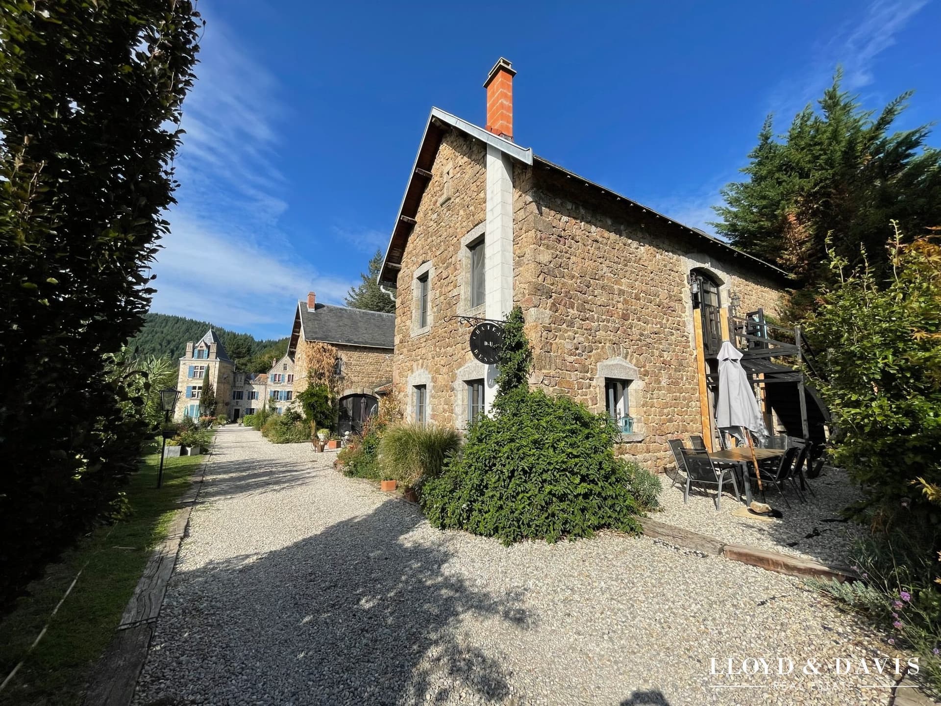 Château With 19 Bedrooms And Swimming Pool In A 2 Ha Park 4
